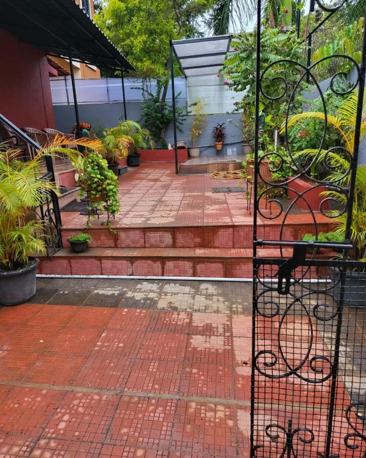 The Perfect Stays- Lal Mahal Villa With Disco Pool Lonavala Exterior foto